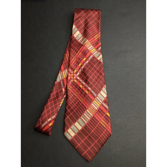Vintage Guy Laroche Paris Mens Silk Tie Red Geometric Pattern Made France - Picture 2 of 8